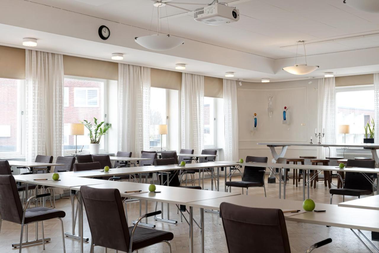 Hotel Bishops Arms Strängnäs Екстериор снимка